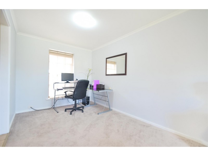 5 Manooka Road, Morphett Vale SA 5162