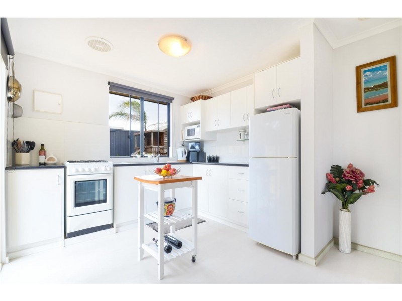 5 Manooka Road, Morphett Vale SA 5162
