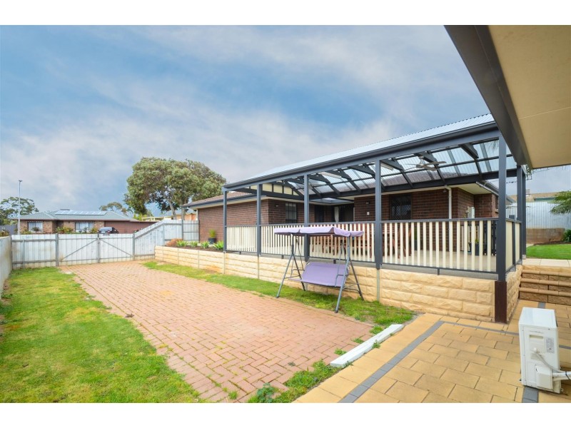 5 Manooka Road, Morphett Vale SA 5162