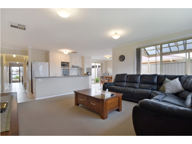 84 Pridham Boulevard, Aldinga Beach SA 5173