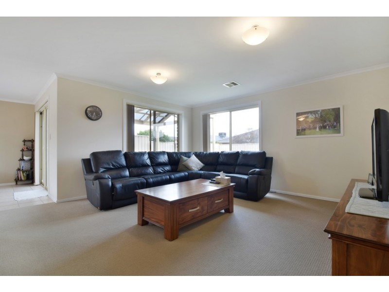 84 Pridham Boulevard, Aldinga Beach SA 5173