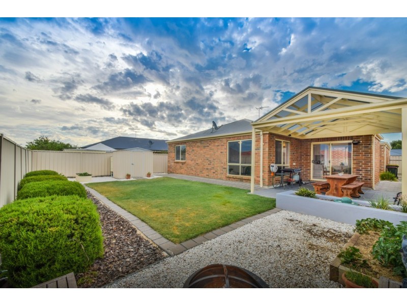 84 Pridham Boulevard, Aldinga Beach SA 5173