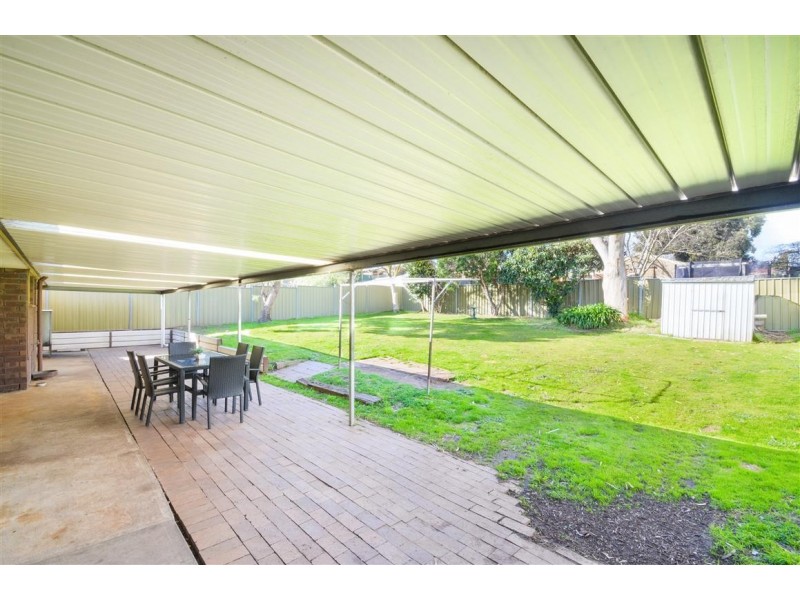 41 Serenade Crescent, Aberfoyle Park SA 5159