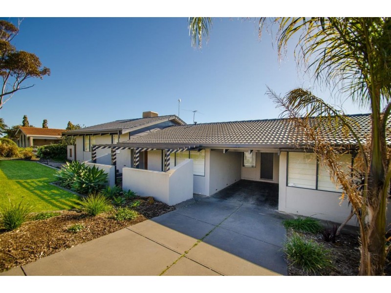 19 Madeline Crescent, Hallett Cove SA 5158