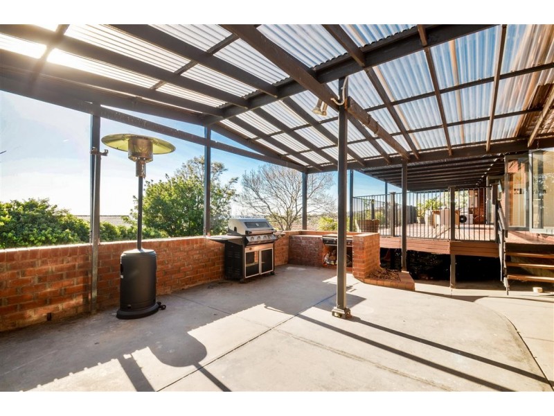 19 Madeline Crescent, Hallett Cove SA 5158