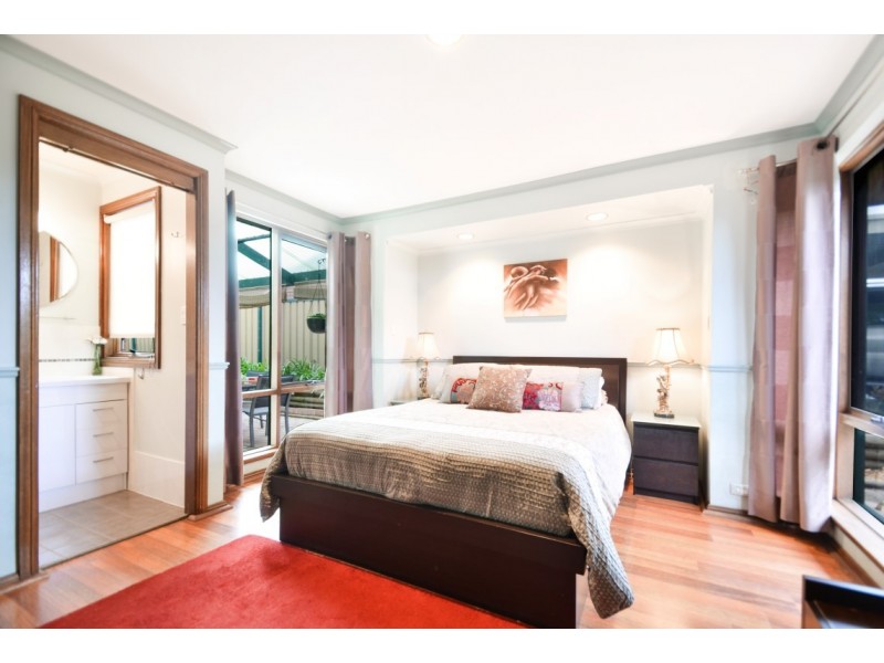 33 Grevillea Road, Aberfoyle Park SA 5159