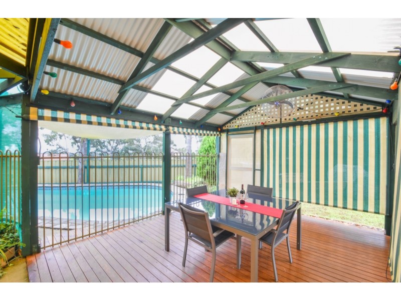 33 Grevillea Road, Aberfoyle Park SA 5159