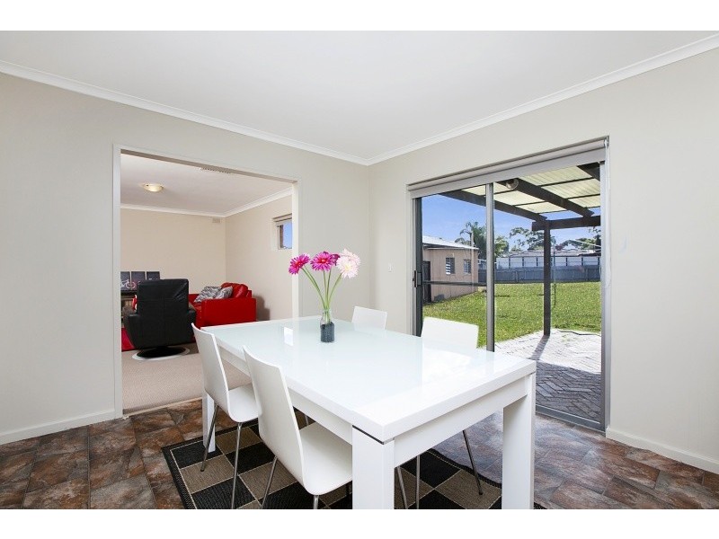 7 Underbank Grove, Hackham West SA 5163