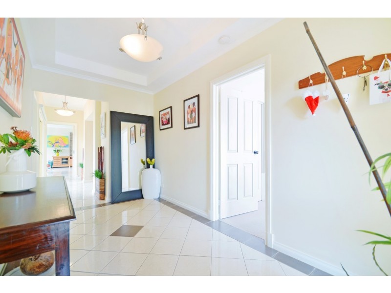 6 Hillside Court, Aberfoyle Park SA 5159