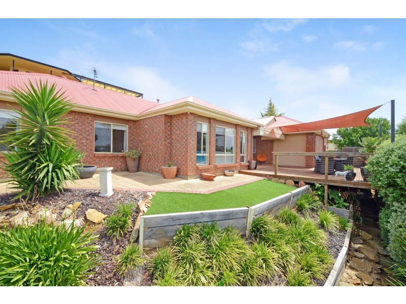 6 Hillside Court, Aberfoyle Park SA 5159