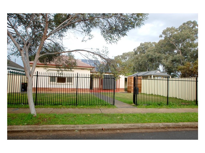 1 Farne Terrace, Marion SA 5043