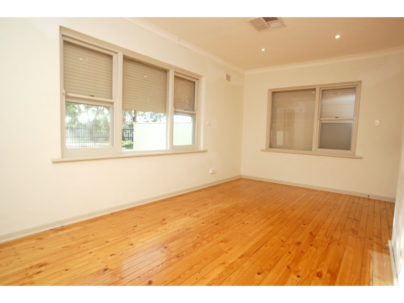 1 Farne Terrace, Marion SA 5043