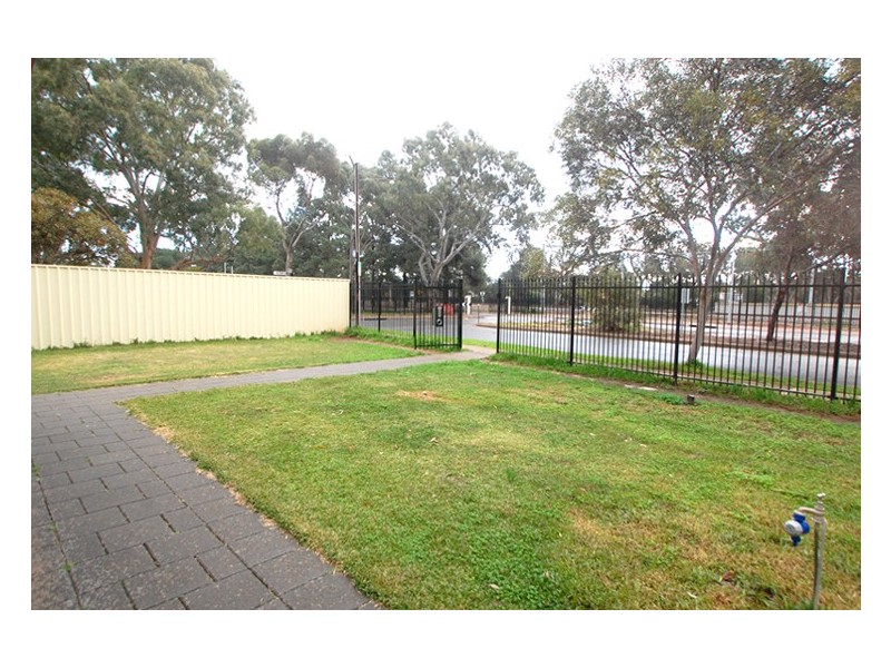 1 Farne Terrace, Marion SA 5043