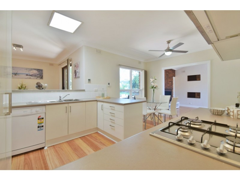 39 Holly Rise, Hackham West SA 5163