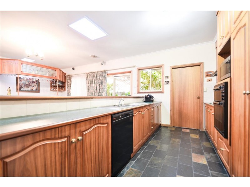 9 Piaffe Lane, Woodcroft SA 5162