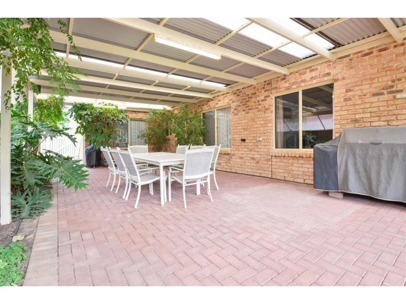 9 Piaffe Lane, Woodcroft SA 5162