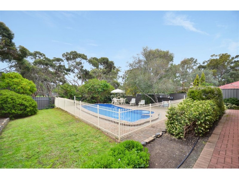 9 Piaffe Lane, Woodcroft SA 5162