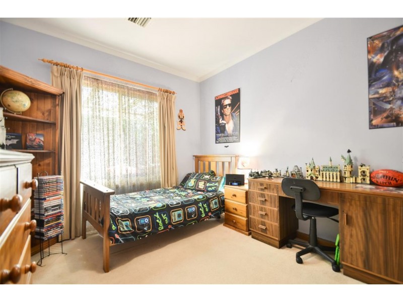 9 Piaffe Lane, Woodcroft SA 5162