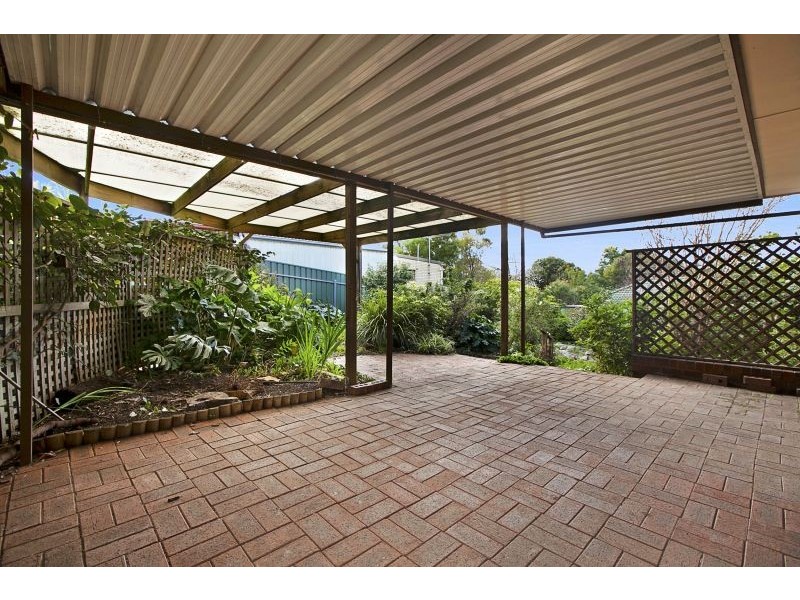 1 Judith Crescent, Morphett Vale SA 5162