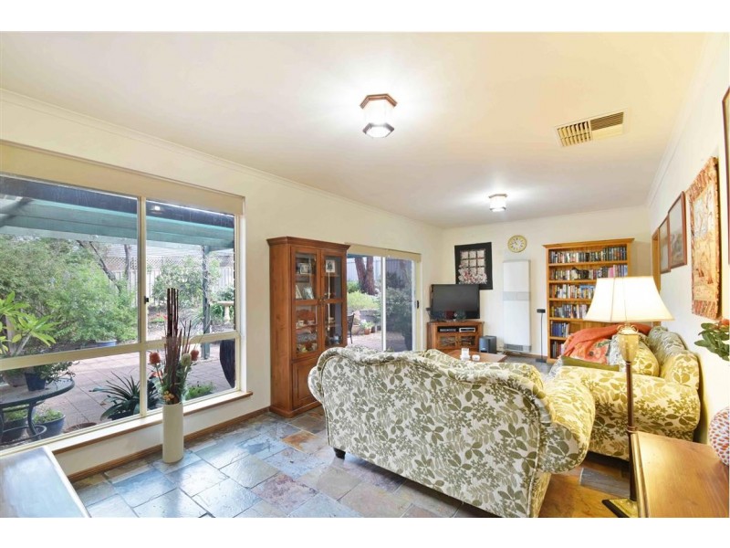 14 Wooding Avenue, Woodcroft SA 5162