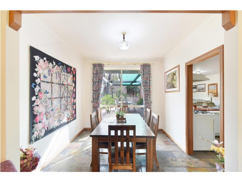 14 Wooding Avenue, Woodcroft SA 5162