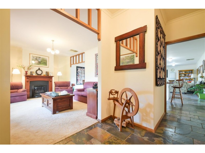 14 Wooding Avenue, Woodcroft SA 5162