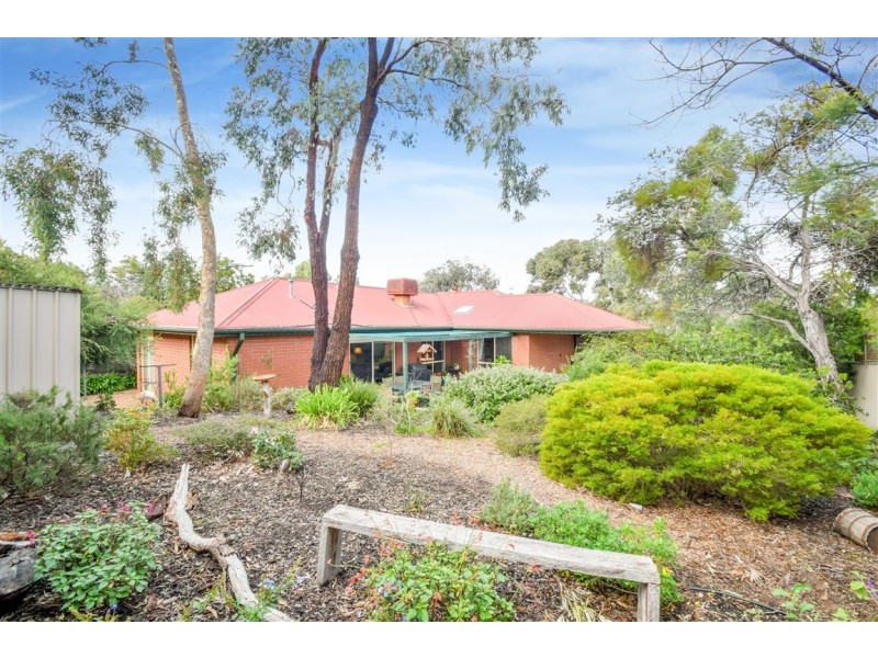 14 Wooding Avenue, Woodcroft SA 5162