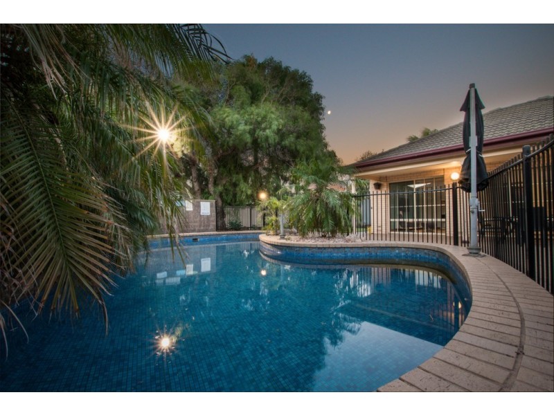 14 Carnarvon Avenue, Glenelg North SA 5045