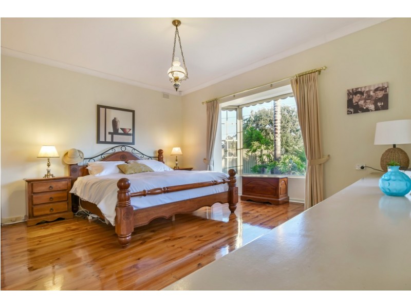 14 Carnarvon Avenue, Glenelg North SA 5045