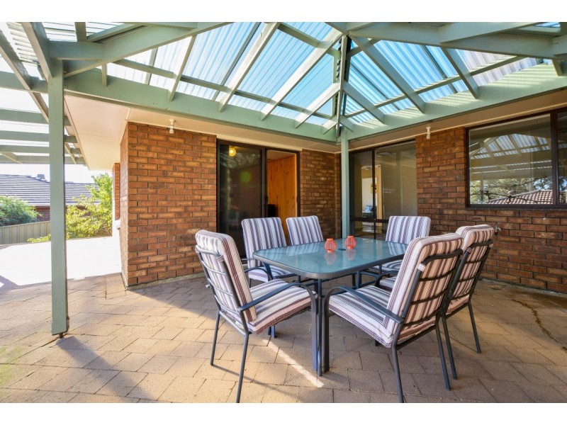 6 St Vincent Close, Aberfoyle Park SA 5159