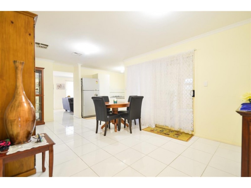 22 Verdant Parade, Woodcroft SA 5162