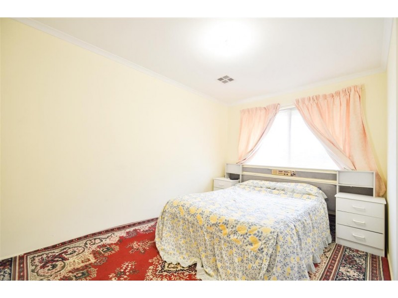 22 Verdant Parade, Woodcroft SA 5162