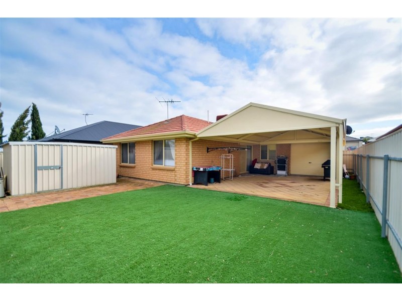 22 Verdant Parade, Woodcroft SA 5162