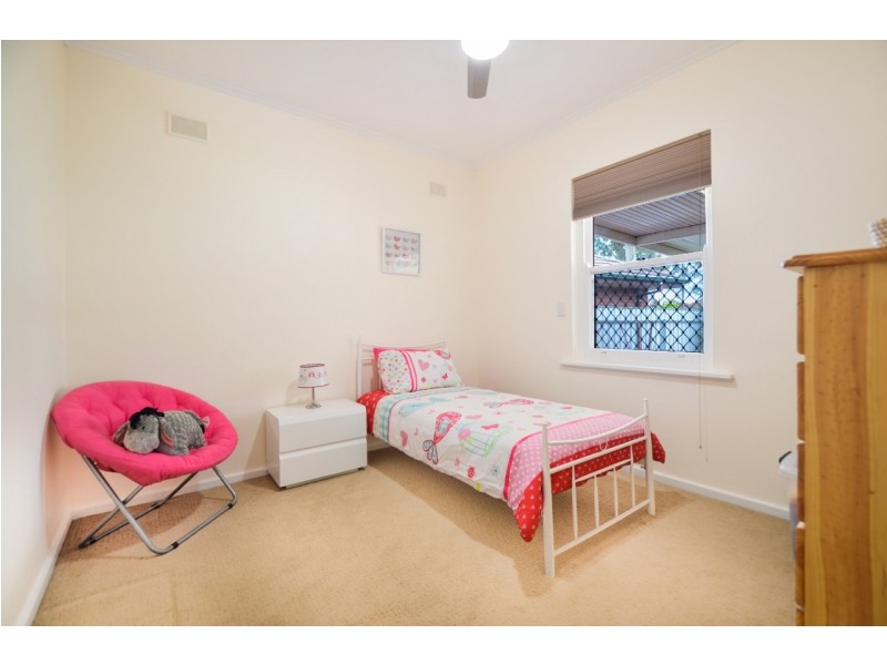 8 Fetlar Avenue, Marion SA 5043