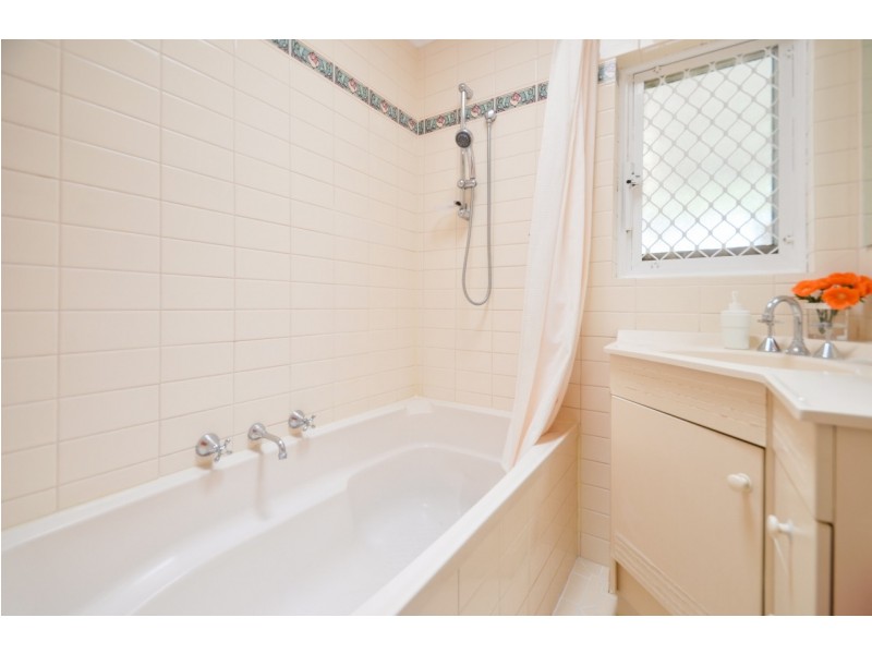 8 Fetlar Avenue, Marion SA 5043