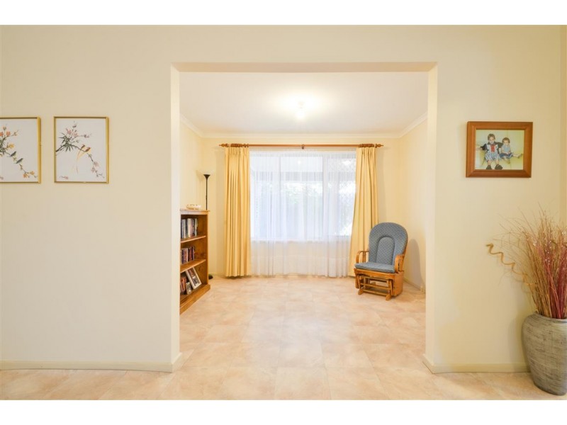 3 Excelsior Grove, Woodcroft SA 5162