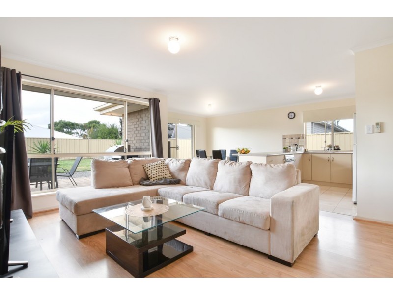 4 Banksia Avenue, Aldinga Beach SA 5173