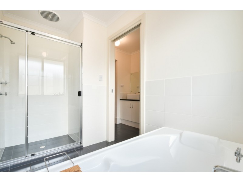 4 Banksia Avenue, Aldinga Beach SA 5173