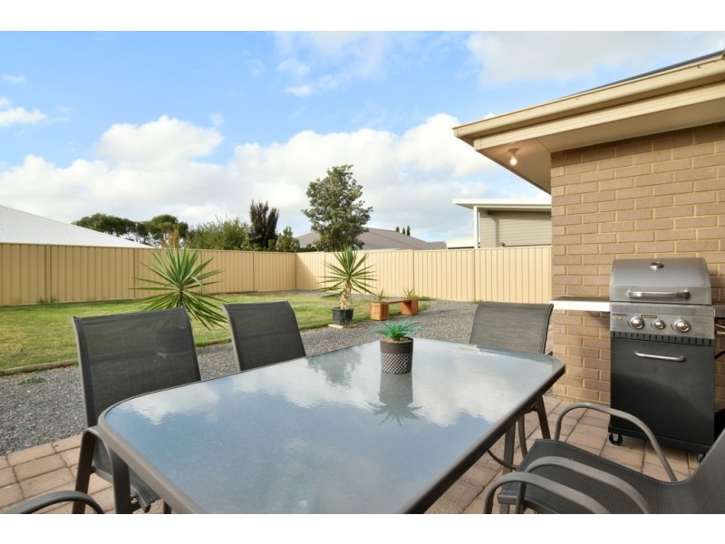 4 Banksia Avenue, Aldinga Beach SA 5173