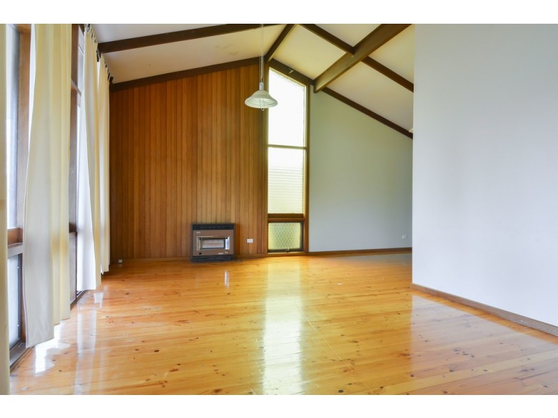 34 Atkins Crescent, Morphett Vale SA 5162