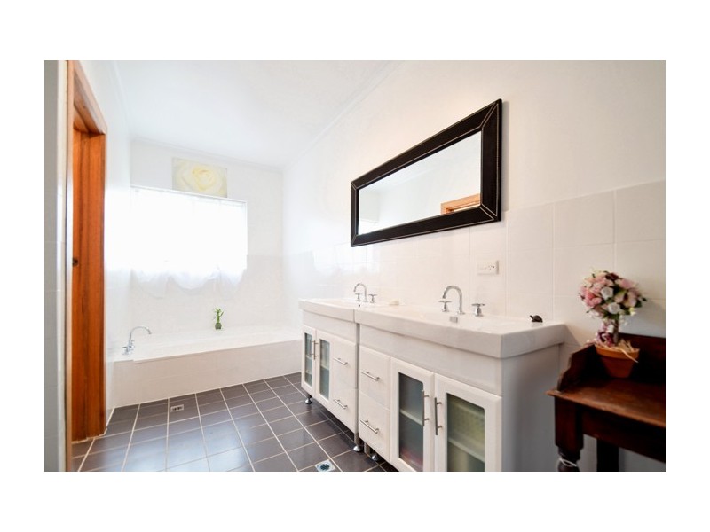 276 Coxs Hill Road, Onkaparinga Hills SA 5163