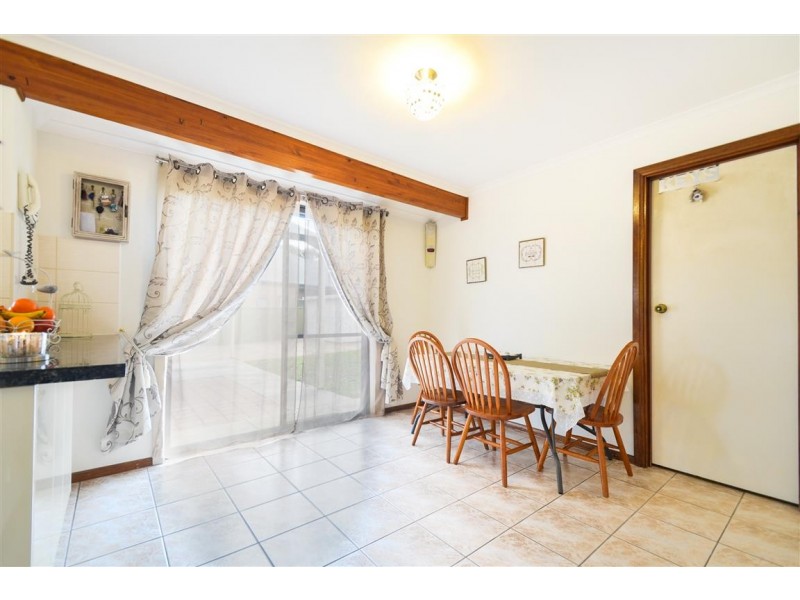 1 Devon Crescent, Happy Valley SA 5159