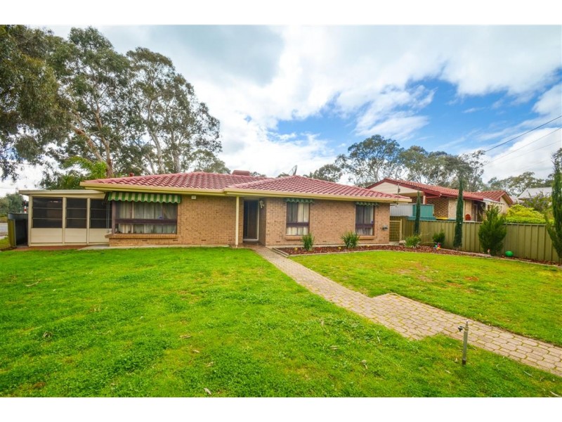 1 Devon Crescent, Happy Valley SA 5159