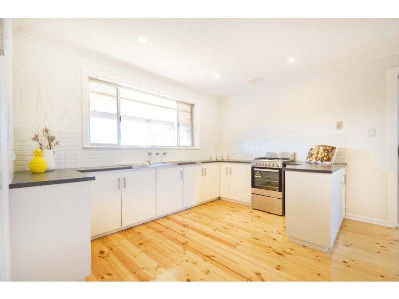 11 Tracy Way, Morphett Vale SA 5162