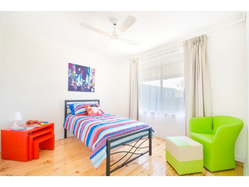 11 Tracy Way, Morphett Vale SA 5162