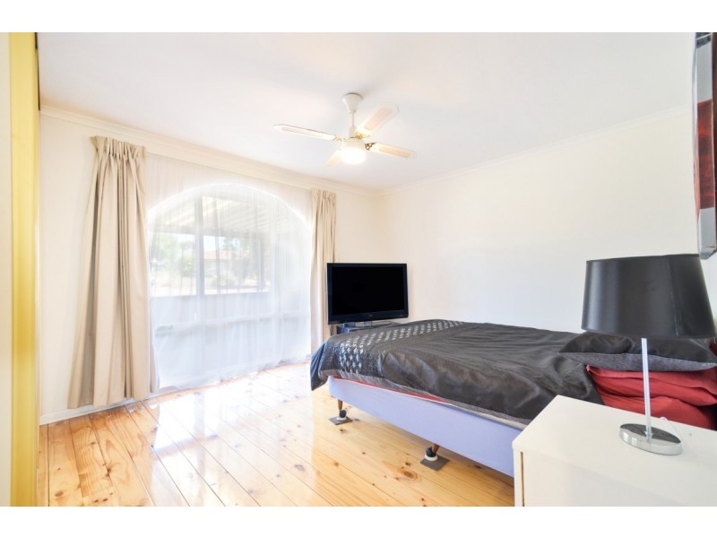 11 Tracy Way, Morphett Vale SA 5162