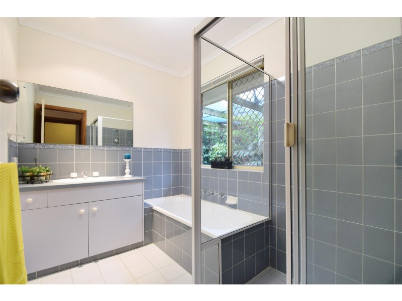 6 Treasure Place, Seaford Rise SA 5169
