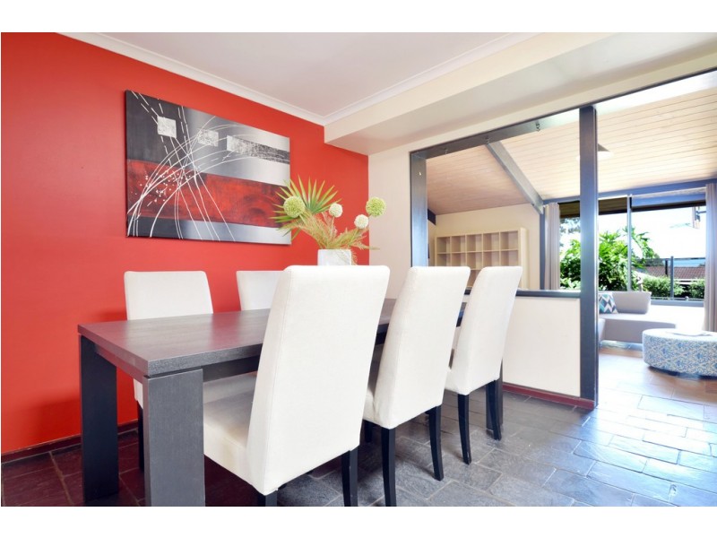 60 Oakridge Road, Aberfoyle Park SA 5159