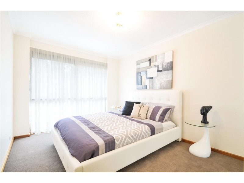 5 Woodland Grove, Aberfoyle Park SA 5159