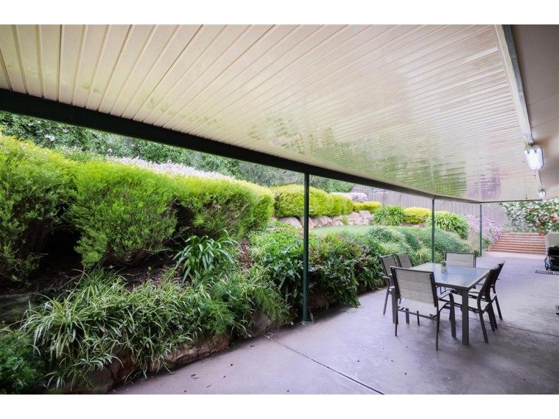 5 Woodland Grove, Aberfoyle Park SA 5159